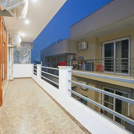 גורגאון Hotel Maharaja Palace מראה חיצוני תמונה