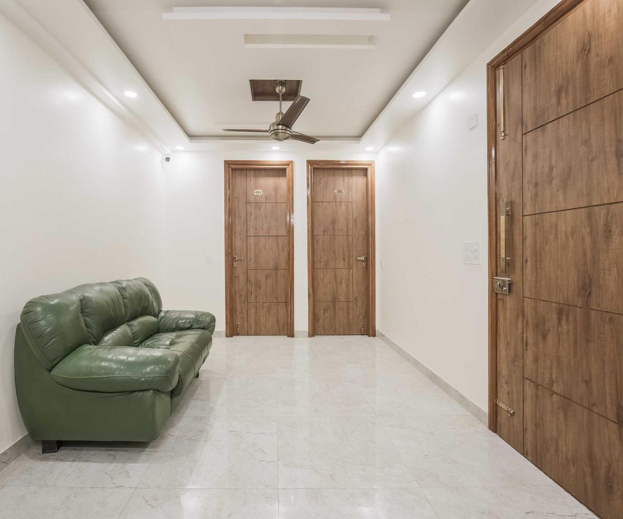גורגאון Hotel Maharaja Palace מראה חיצוני תמונה